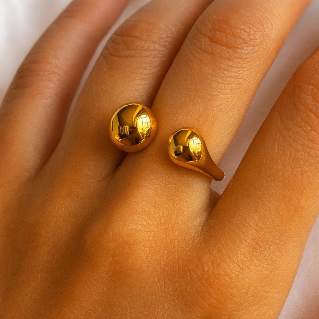 Close-up of PaulaB 18K Gold Teardrop Open Ring showing its modern teardrop shape and mirror-finish old polish. Perfect for Australia and New Zealand jewellery lovers. 