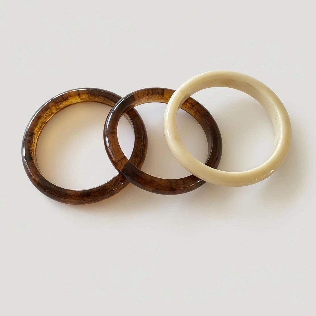 PaulaB 3-piece thin resin acrylic bangle set in brown and cream, lightweight stackable bracelets for women, fashion jewellery with shipping to Australia, New Zealand and UK. 