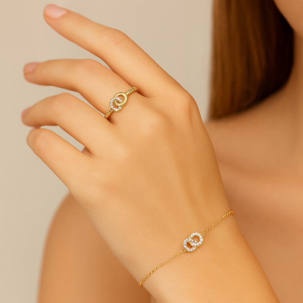 PaulaB Eternal Link Bracelet and Ring photographed for Australian & New Zealand jewellery collection.
